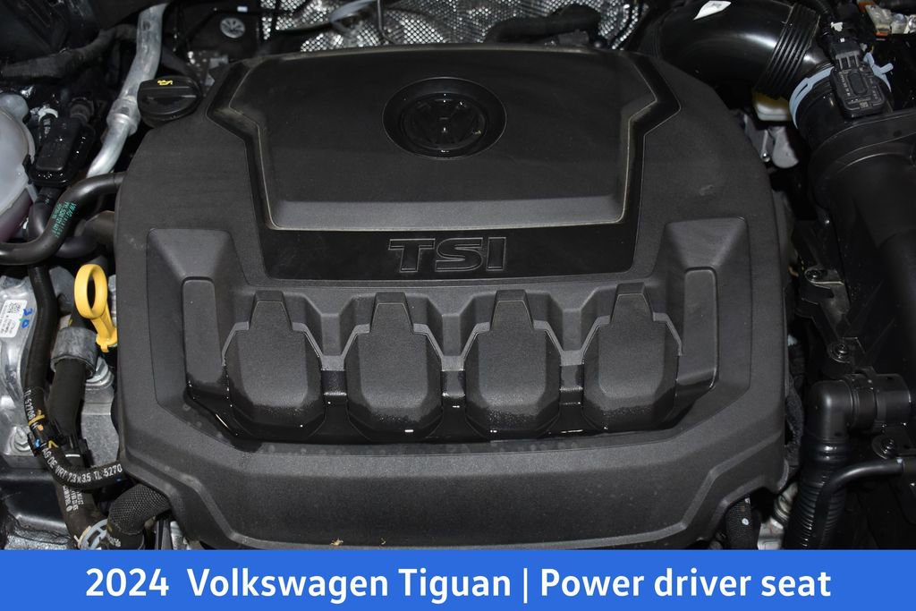 Used 2024 Volkswagen Tiguan SE R-Line image 8