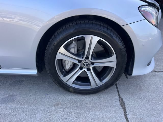Used 2019 Mercedes-Benz E 450 4MATIC Cabriolet w/ Premium 1 Package image 38