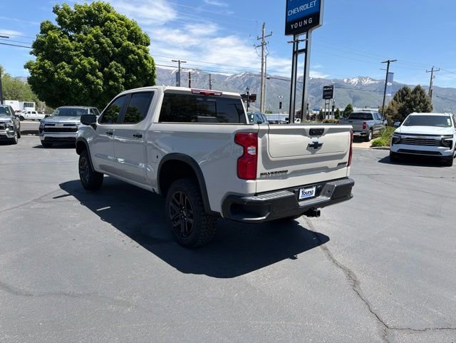 Used 2026 Chevrolet Silverado 1500 ZR2 w/ Dark Appearance Package AWD/4WD image 26