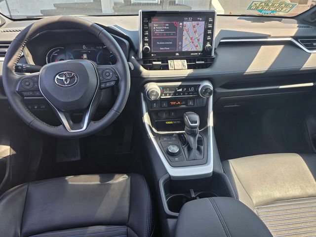 Used 2022 Toyota RAV4 XSE AWD/4WD image 11