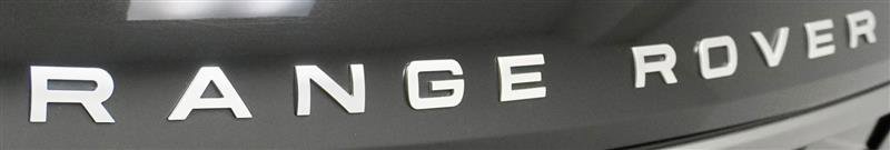 Used 2017 Land Rover Range Rover Evoque SE image 39