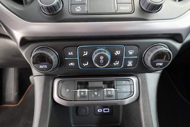 Used 2023 GMC Acadia AT4 w/ Technology Package image 18