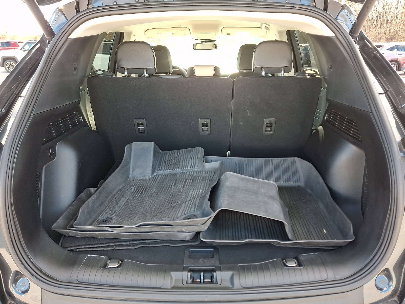 Used 2022 Ford Escape Titanium w/ Class II Trailer Tow Package image 30