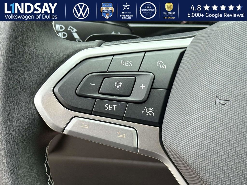 New 2026 Volkswagen Atlas SE image 16