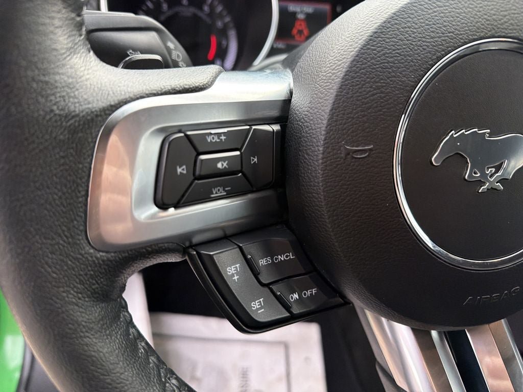 Used 2019 Ford Mustang Coupe RWD image 18