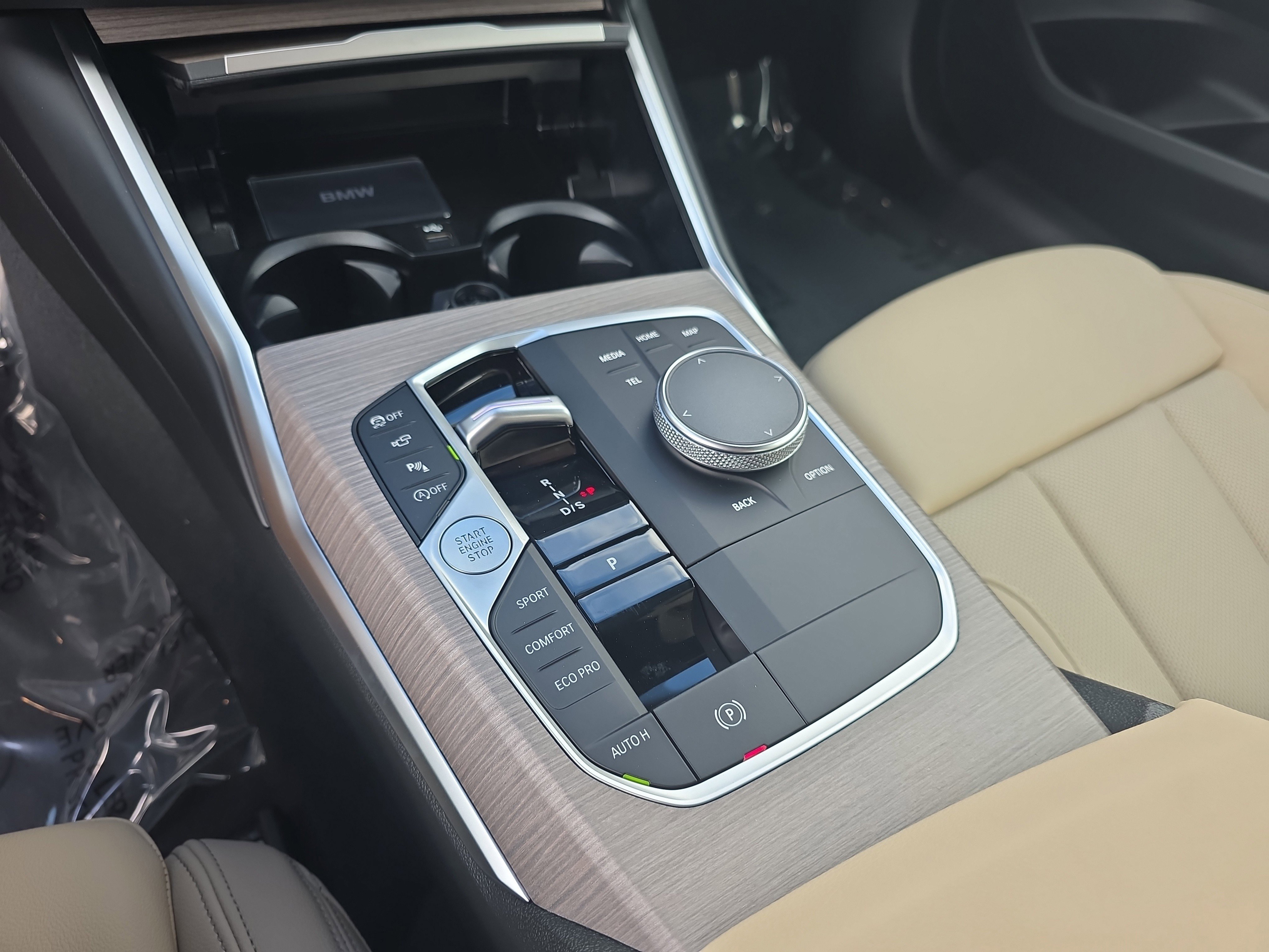 New 2025 BMW 230i Coupe w/ Convenience Package image 23