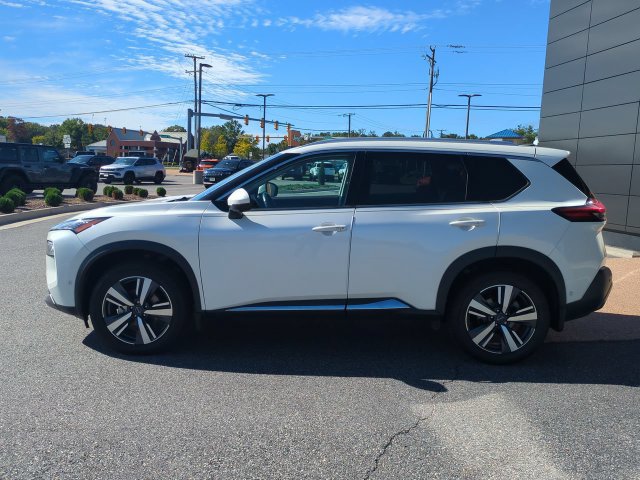 Used 2022 Nissan Rogue SL w/ SL Premium Package AWD/4WD image 7