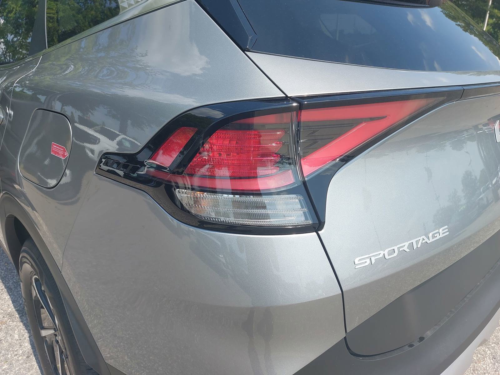 New 2025 Kia Sportage LX FWD image 34