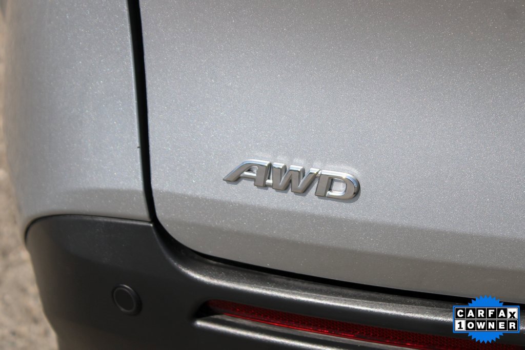 Used 2023 Toyota Sienna XLE image 39