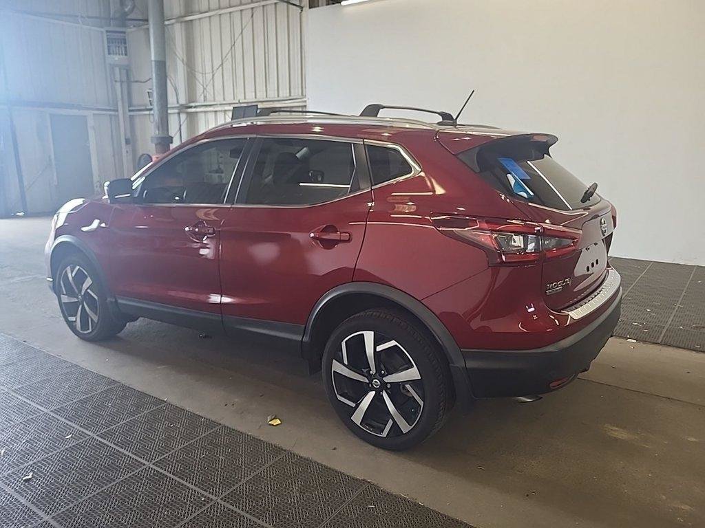 Used 2020 Nissan Rogue Sport SL FWD image 4