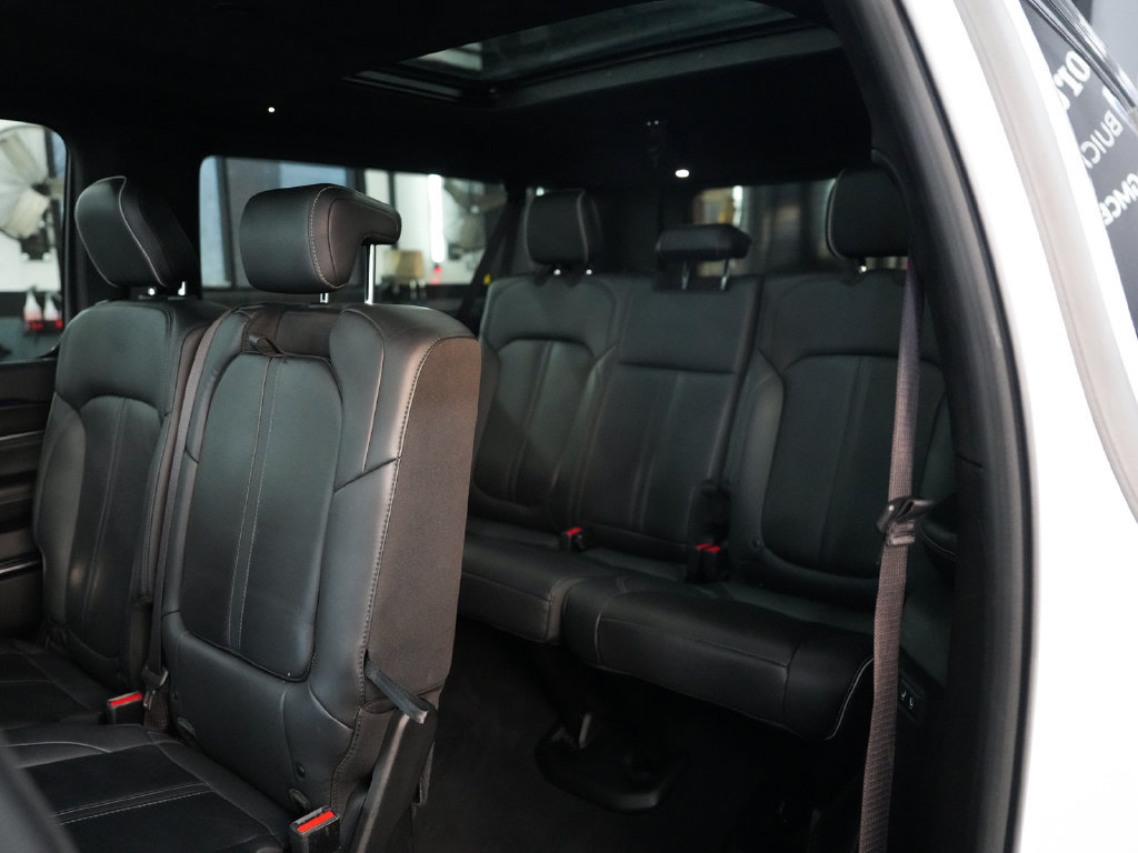Used 2024 Jeep Grand Wagoneer L Series II w/ Quick Order Packagew 28T AWD/4WD image 34