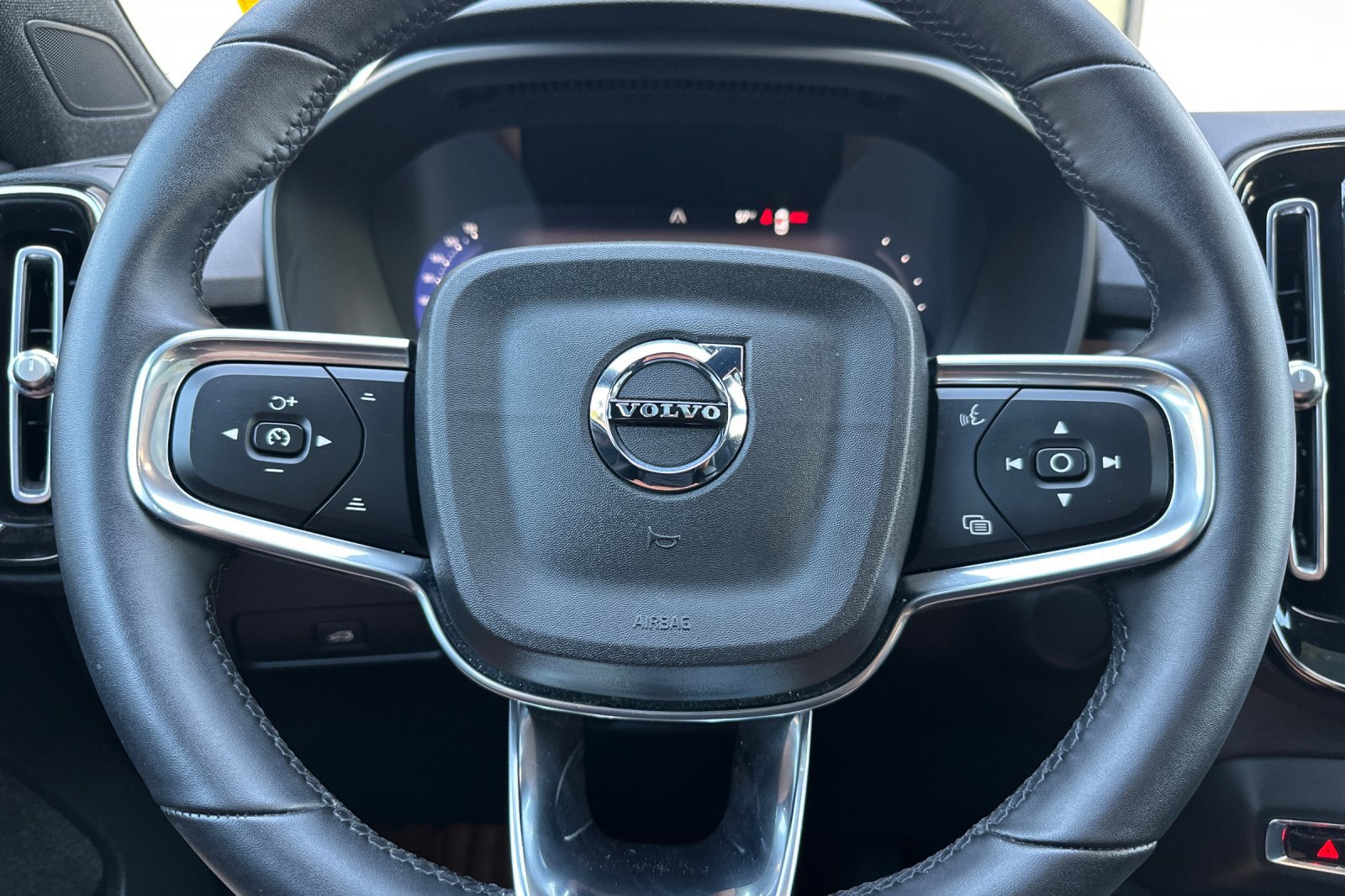 Certified 2023 Volvo C40 P8 Recharge Plus AWD/4WD image 26