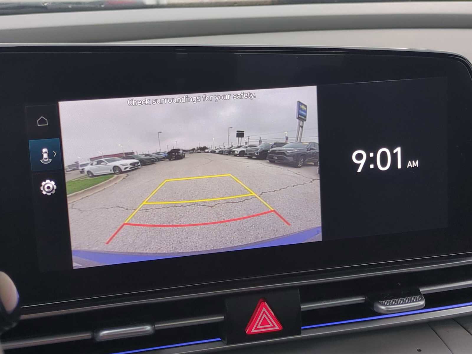 Used 2024 Hyundai Elantra SEL FWD image 15