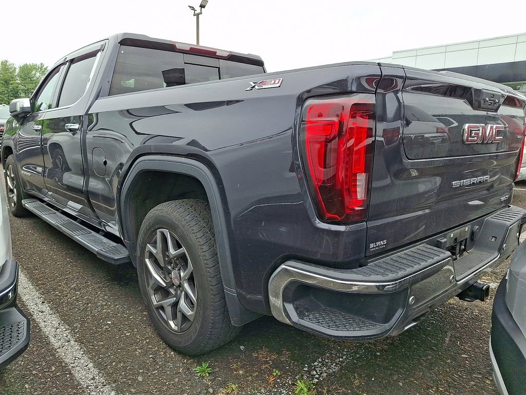 Used 2022 GMC Sierra 1500 SLT w/ SLT Premium Plus Package AWD/4WD image 3