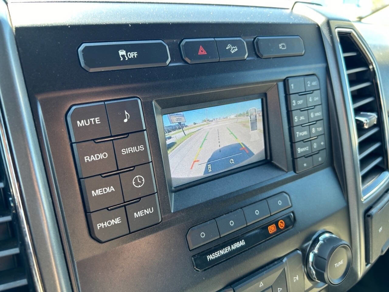 Used 2019 Ford F250 XLT w/ XLT Value Package image 17