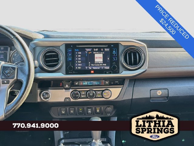 Used 2016 Toyota Tacoma Limited w/ Towing Package RWD image 18