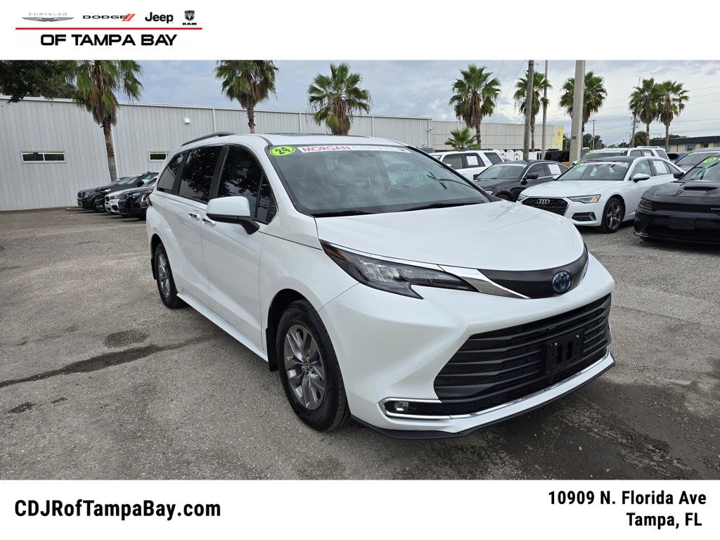 Used 2024 Toyota Sienna XLE