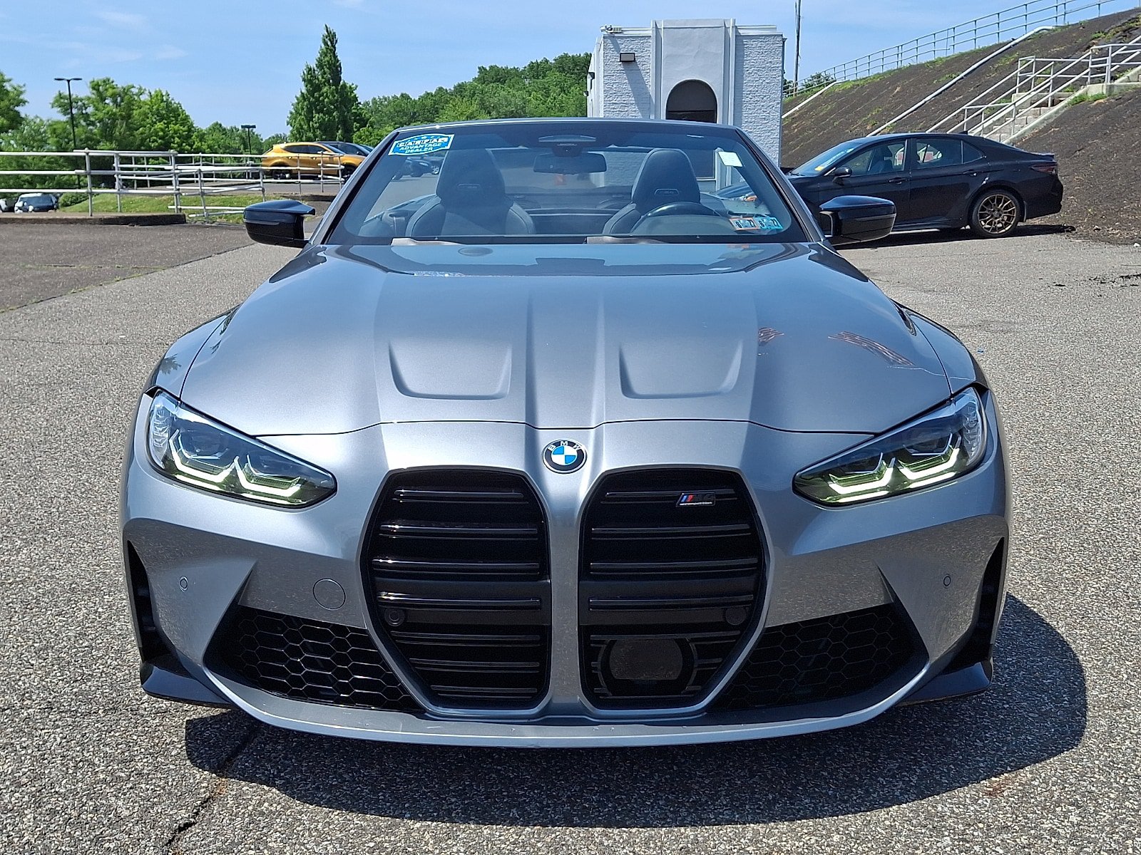 Used 2022 BMW M4 xDrive Competition AWD/4WD image 2