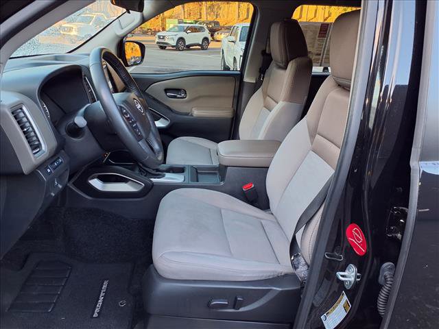 Certified 2024 Nissan Frontier SV w/ SV Convenience Package image 13