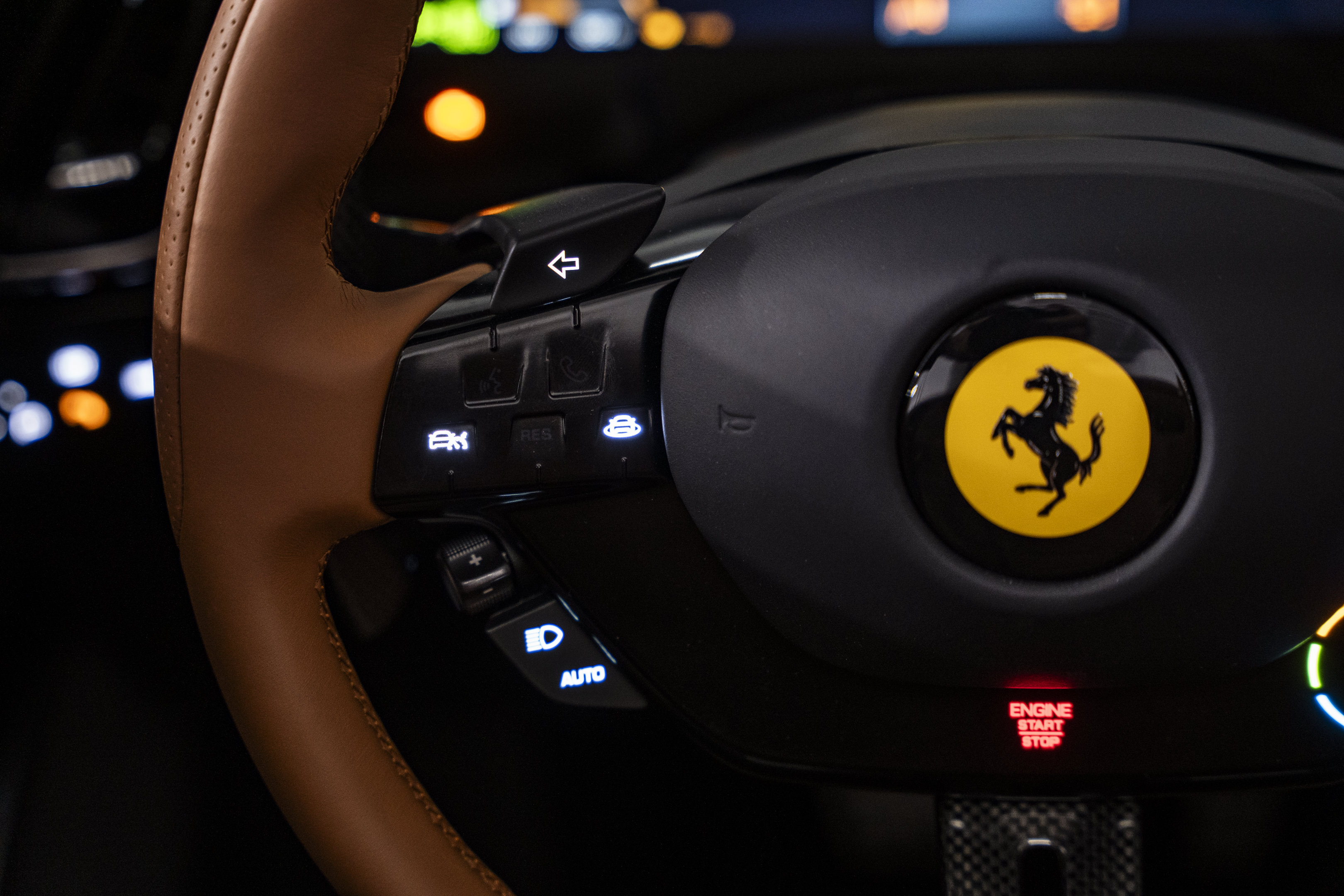Used 2025 Ferrari Roma Spider RWD image 38