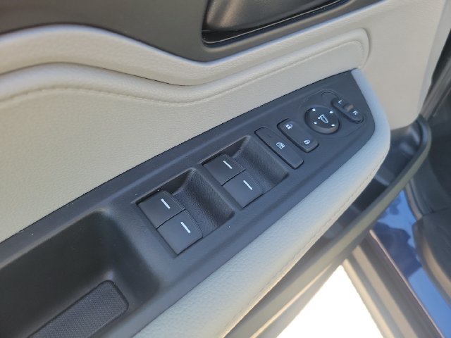 Certified 2024 Honda Odyssey EX-L image 9