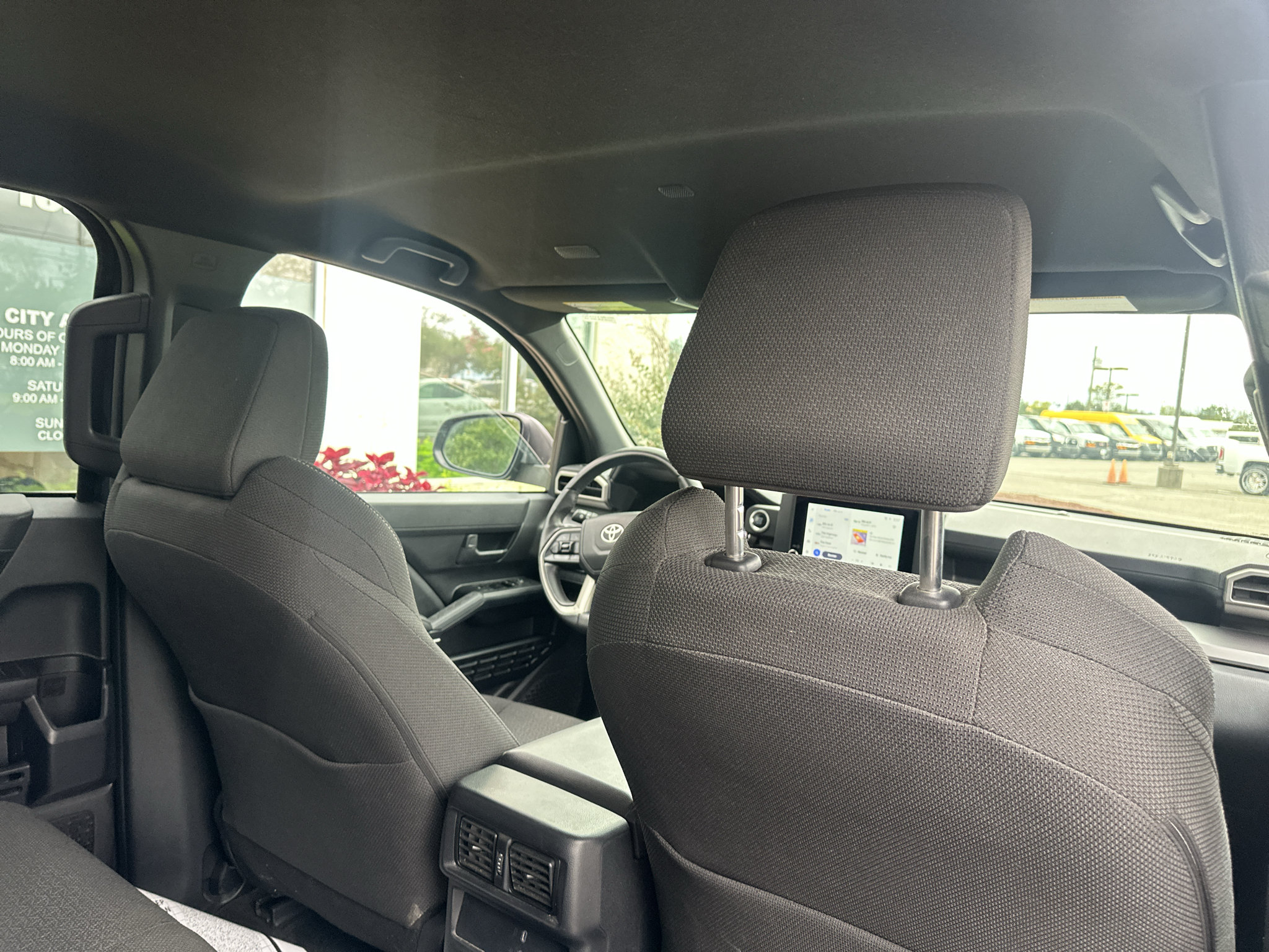 Used 2025 Toyota 4Runner SR5 AWD/4WD image 14