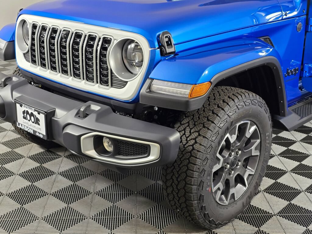 New 2026 Jeep Wrangler Unlimited Sahara w/ Whitecap Package AWD/4WD image 11