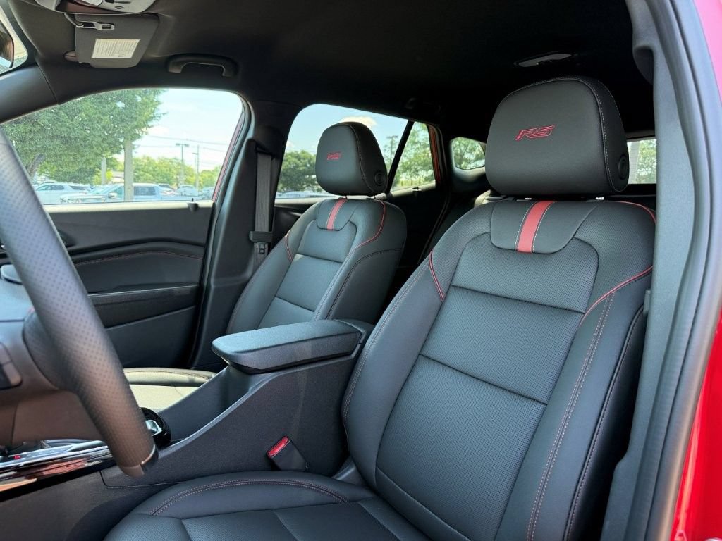 New 2026 Chevrolet Trax RS w/ Driver Confidence Package FWD image 12