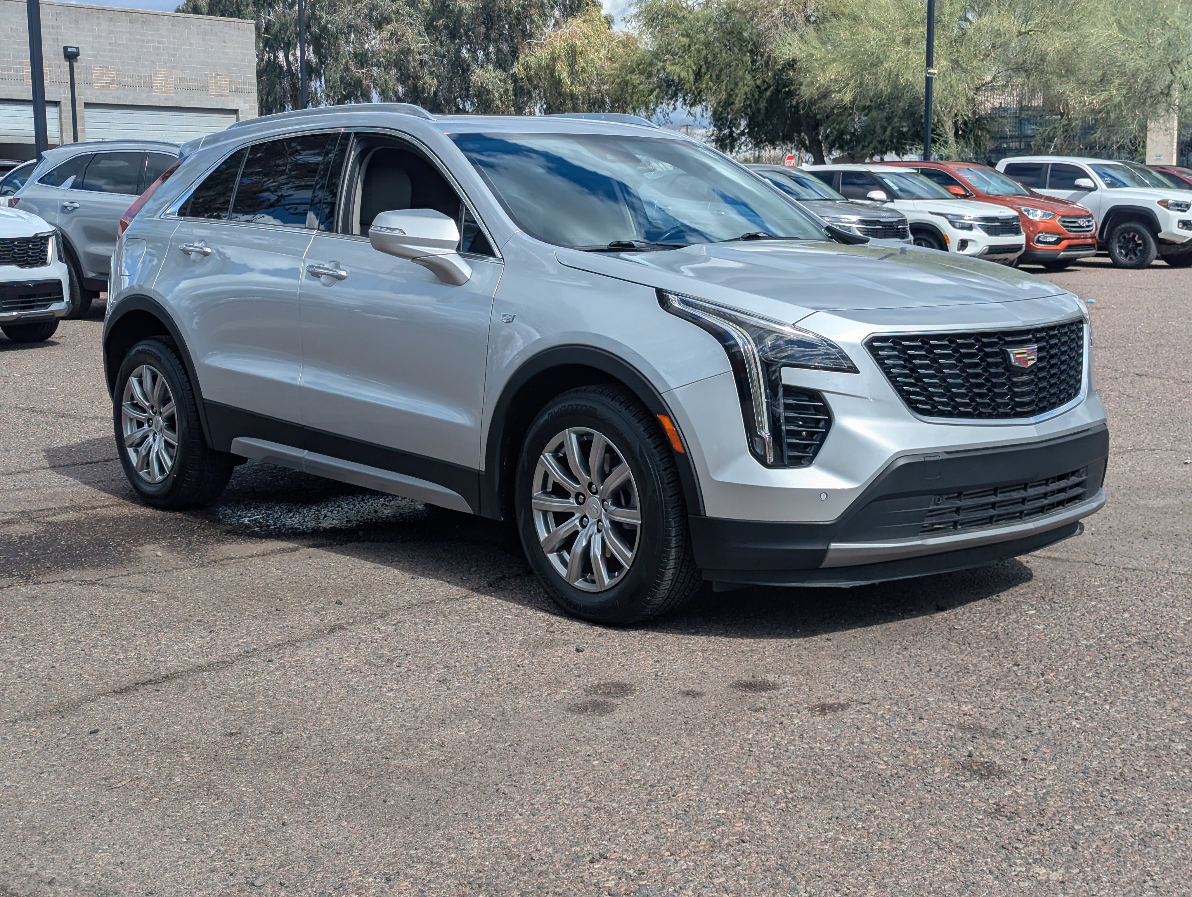Used 2021 Cadillac XT4 Premium Luxury image 35
