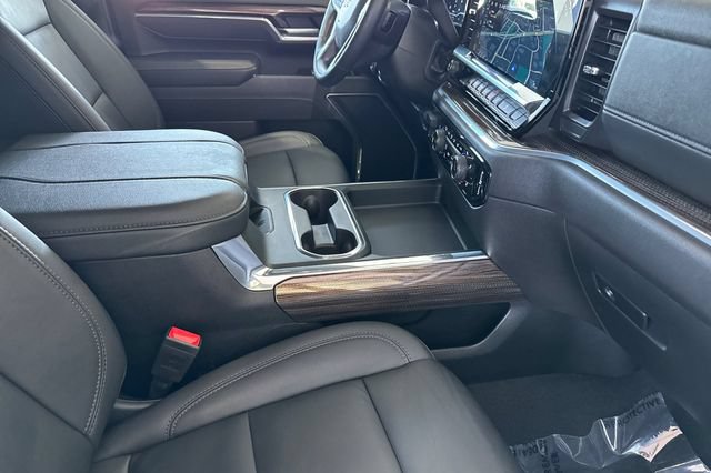 Used 2025 Chevrolet Silverado 2500 LT w/ Trail Boss Package AWD/4WD image 19