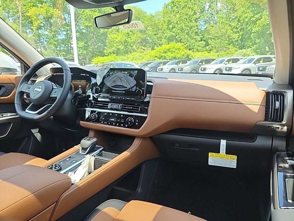 Certified 2025 Nissan Pathfinder Platinum w/ Cargo Package image 13