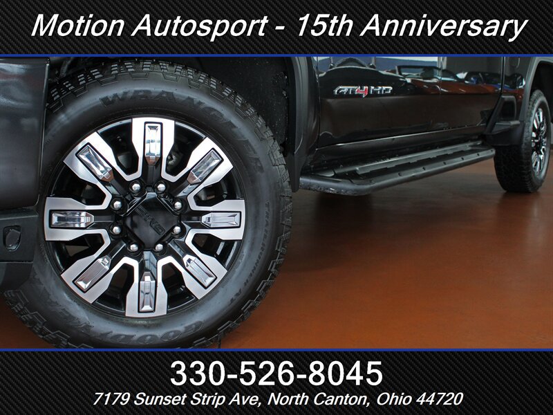 Used 2020 GMC Sierra 3500 AT4 w/ AT4 Premium Package AWD/4WD image 41
