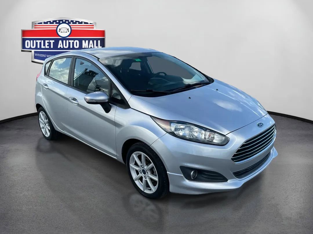 Used 2016 Ford Fiesta SE w/ Equipment Group 201A image 1