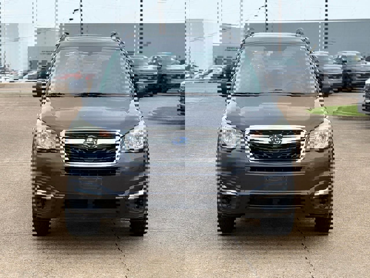 Used 2017 Subaru Forester 2.5i Premium AWD/4WD image 2