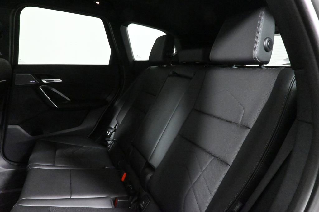 Used 2026 BMW X1 xDrive28i w/ Technology Package image 4