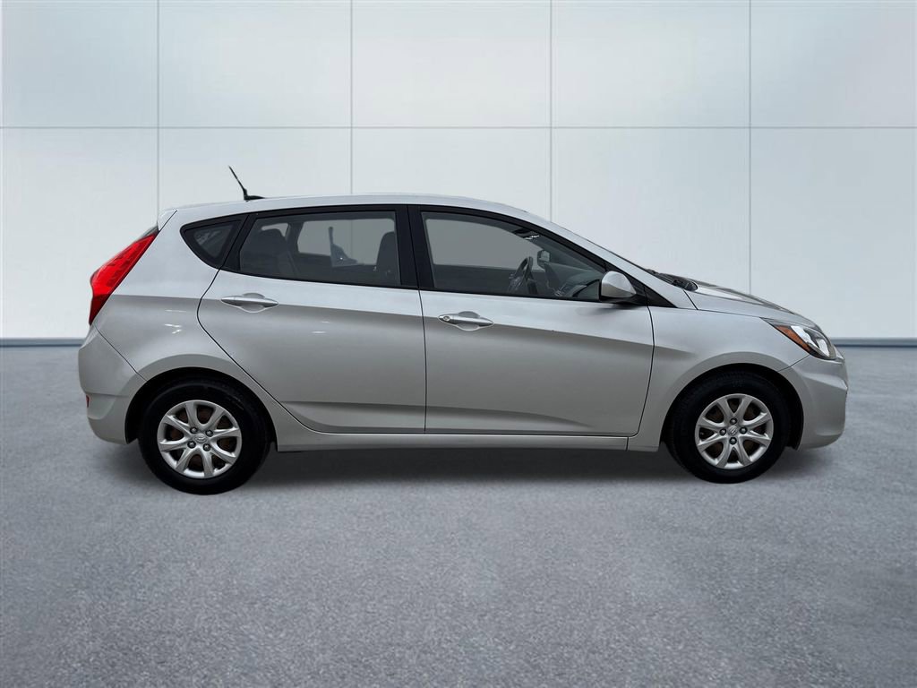 Used 2014 Hyundai Accent GS image 6