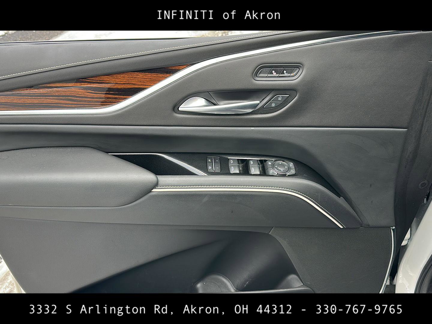 Used 2022 Cadillac Escalade Luxury image 39