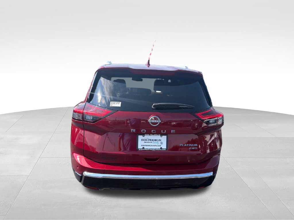 Certified 2025 Nissan Rogue Platinum w/ Platinum Premium Package AWD/4WD image 4
