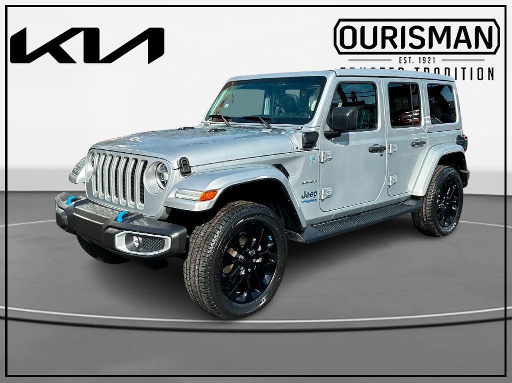 Used 2022 Jeep Wrangler Unlimited Sahara w/ Cold Weather Group image 2