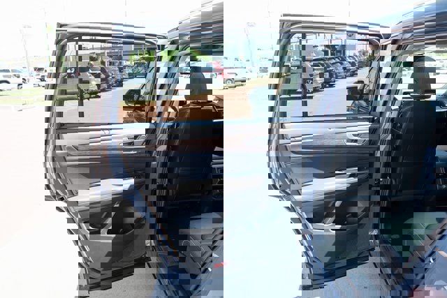 New 2026 Volkswagen Atlas SEL image 12