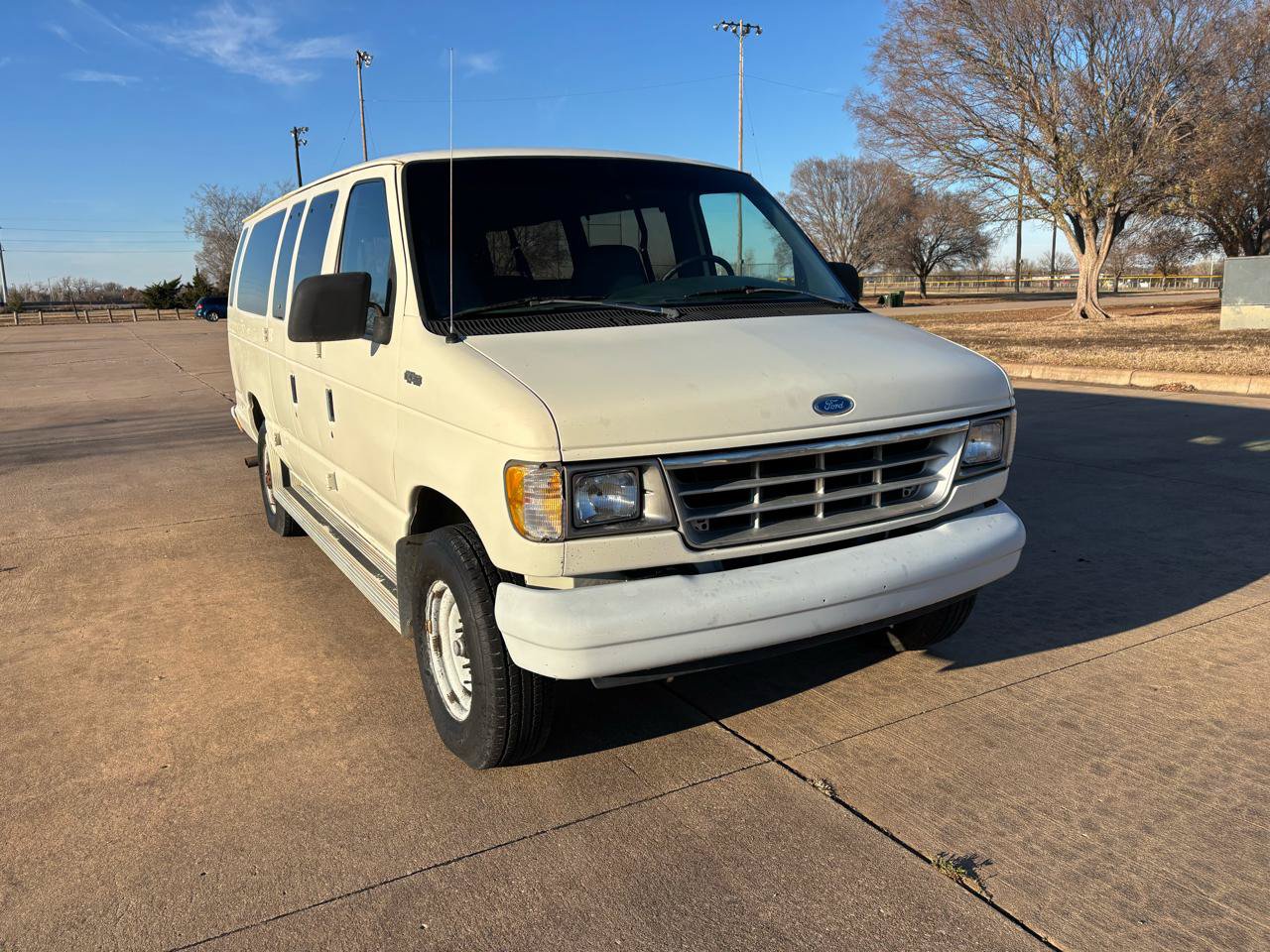 Used 1993 Ford E-350 and Econoline 350 XLT RWD image 27
