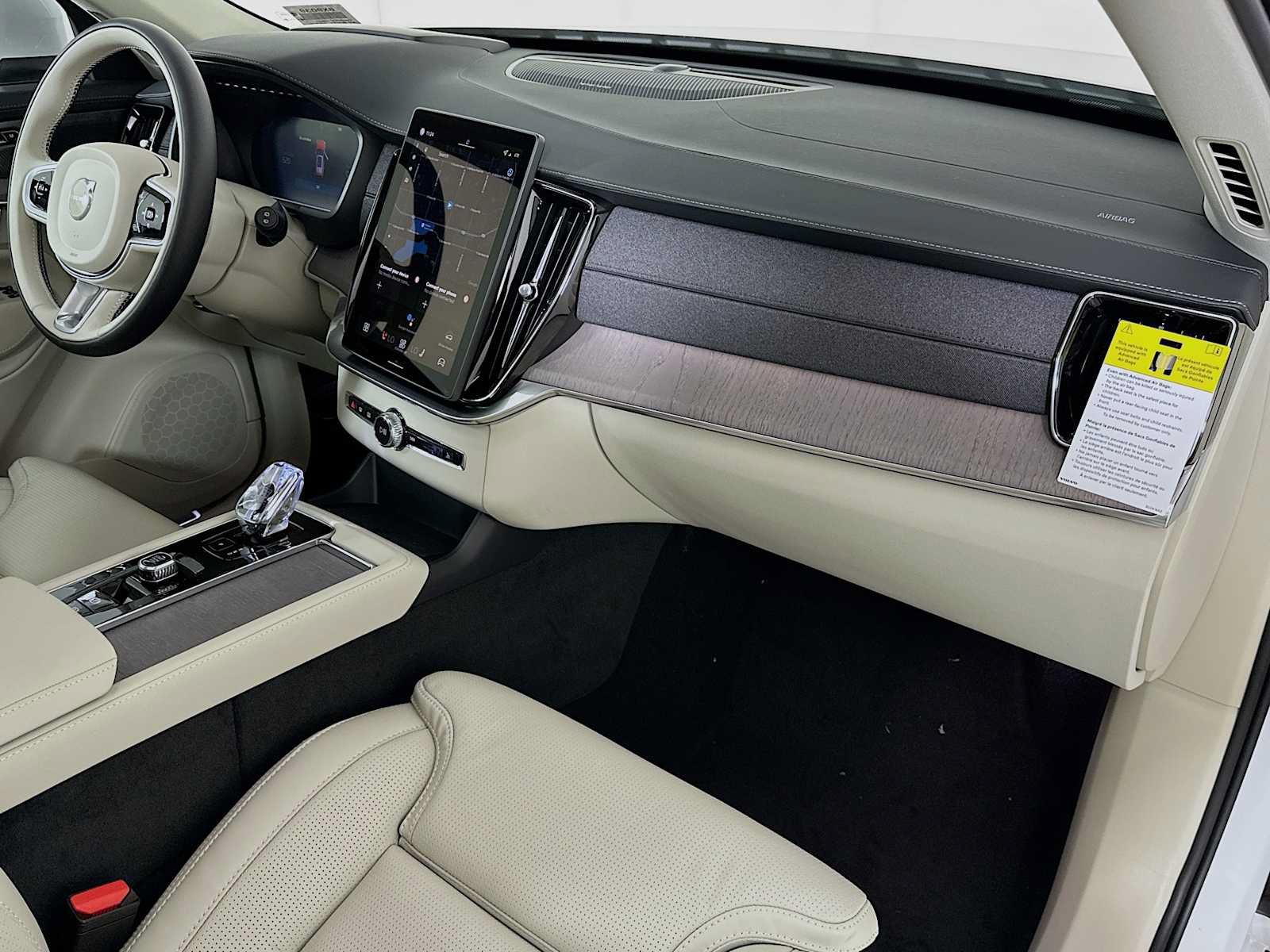 New 2026 Volvo XC90 T8 Ultra w/ Protection Package Premier AWD/4WD image 29