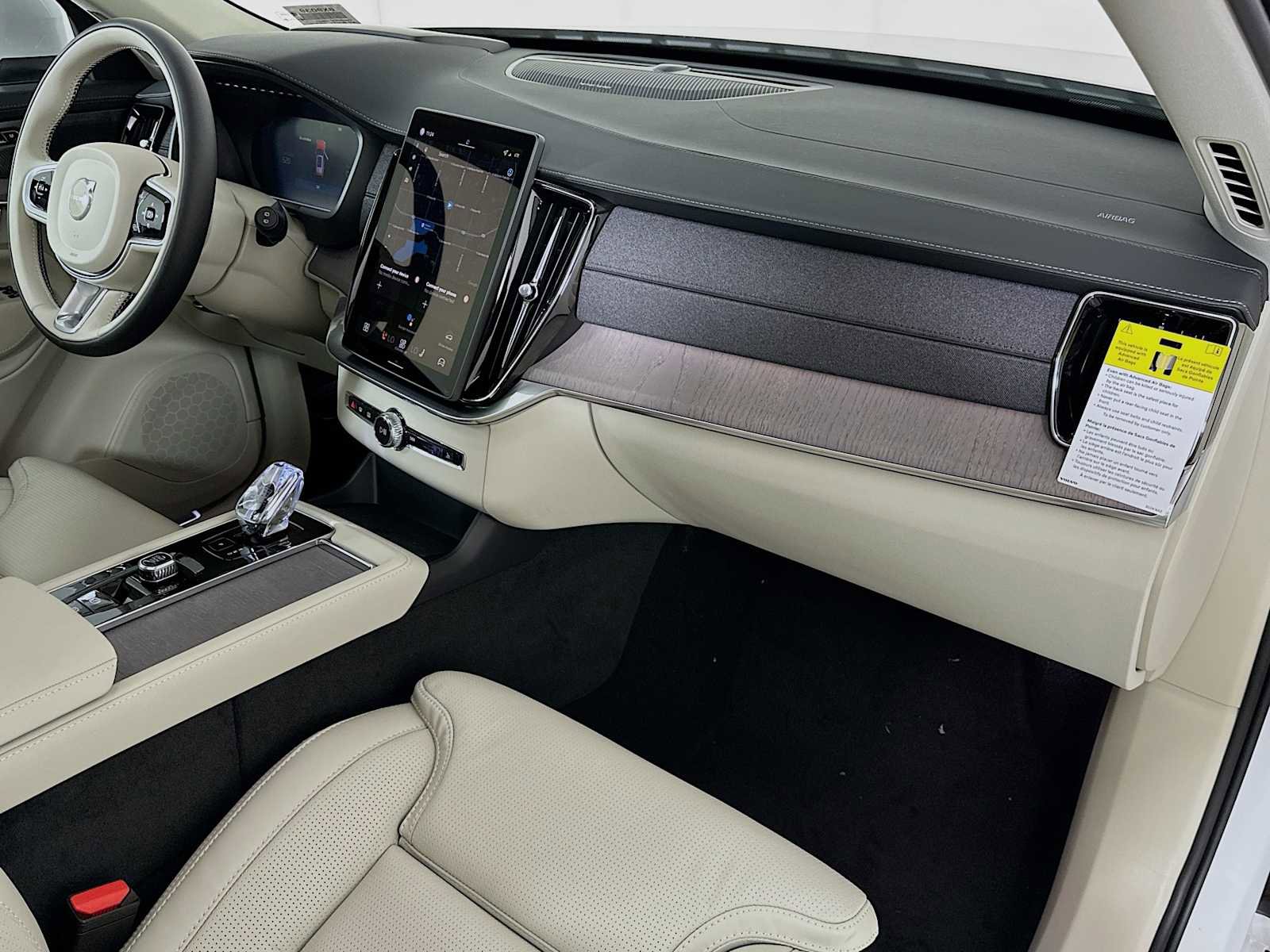New 2026 Volvo XC90 T8 Ultra w/ Protection Package Premier image 29