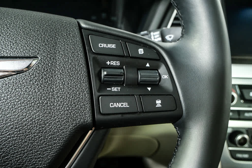 Used 2018 Genesis G80 3.8 w/ Option Group 03 image 12