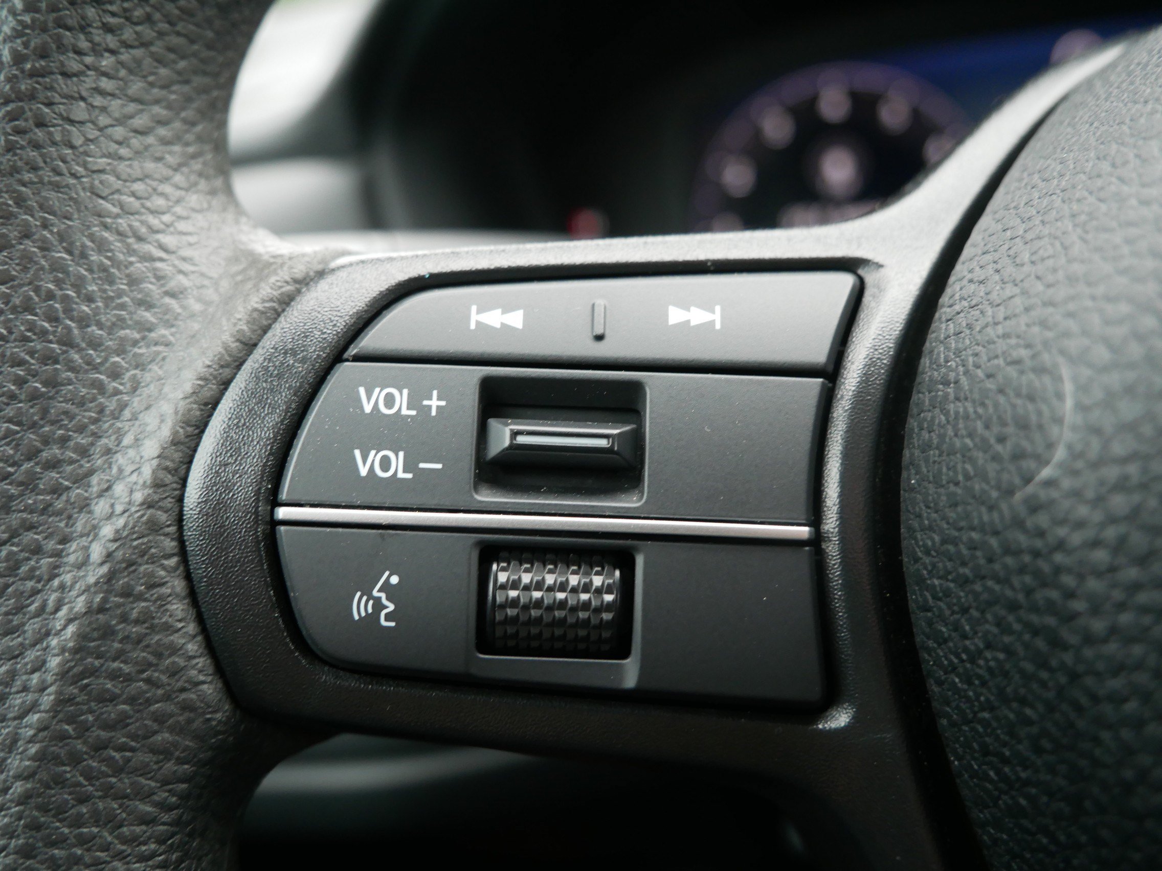 Certified 2023 Honda Accord EX image 30