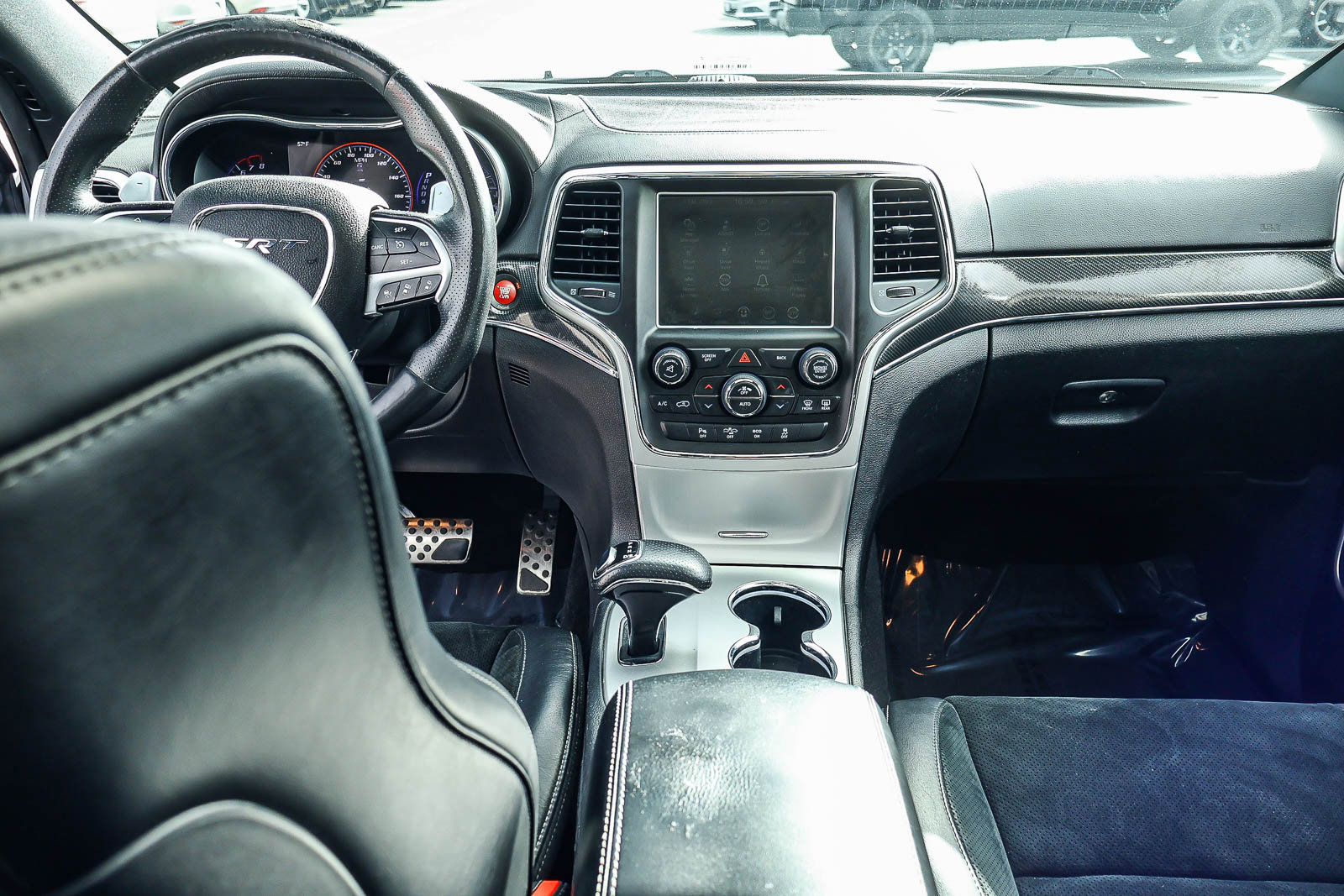 Used 2014 Jeep Grand Cherokee SRT8 AWD/4WD image 8