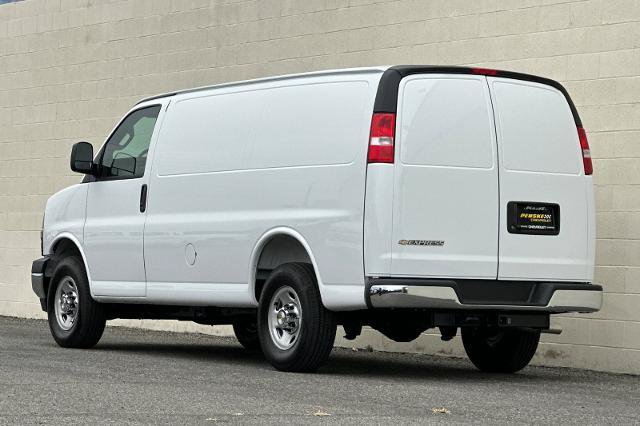 New 2026 Chevrolet Express 2500 w/ Driver Convenience Package RWD image 6