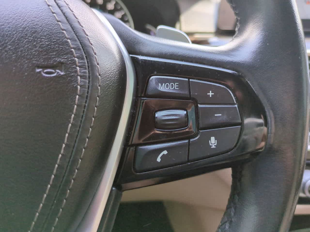 Used 2018 BMW 530e RWD image 26
