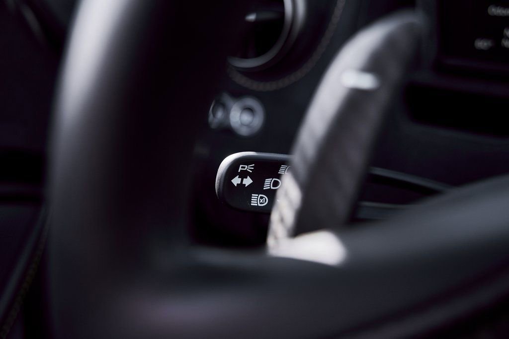 Used 2020 McLaren 720S Spider RWD image 49
