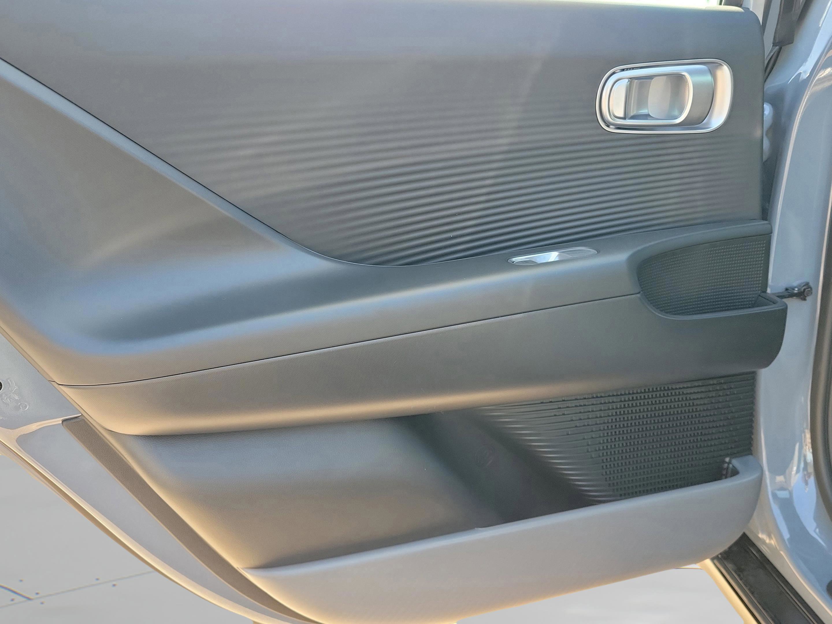 New 2025 Hyundai Ioniq 6 SE image 31